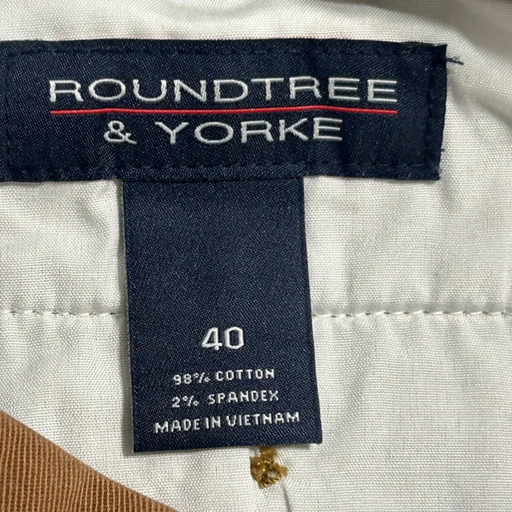 Roundtree & Yorke Mens Brown Chino Shorts Size 40 Cotton Stretch Flat Front